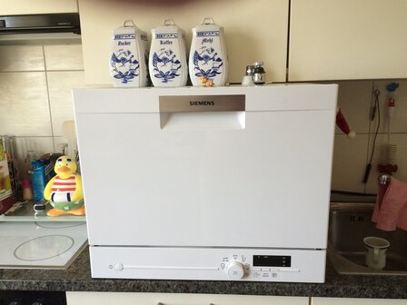 Geschirrsp&uuml;hler