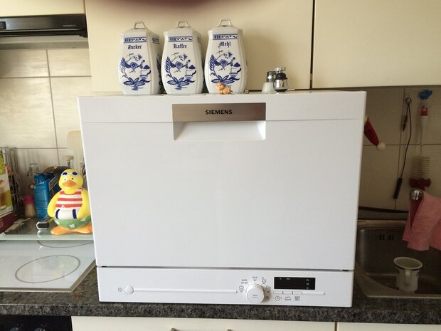 Geschirrsp&uuml;hler